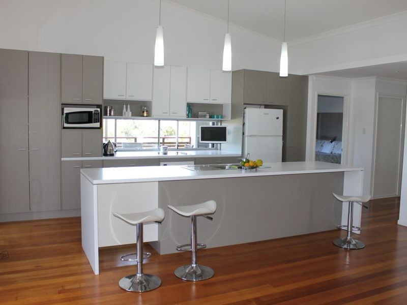 33 Lighthouse Drive, Boyne Island QLD 4680