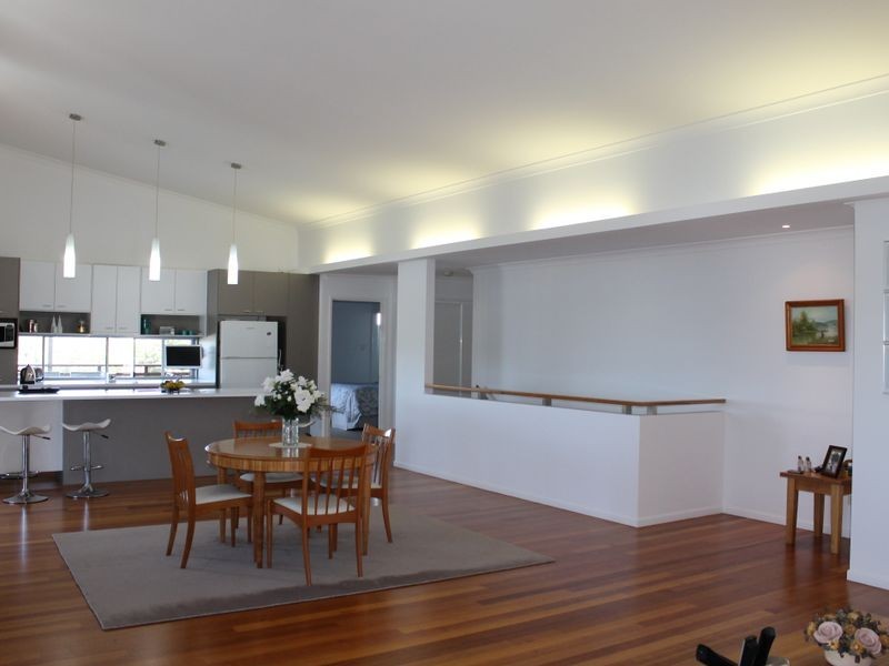 33 Lighthouse Drive, Boyne Island QLD 4680