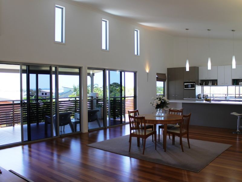 33 Lighthouse Drive, Boyne Island QLD 4680