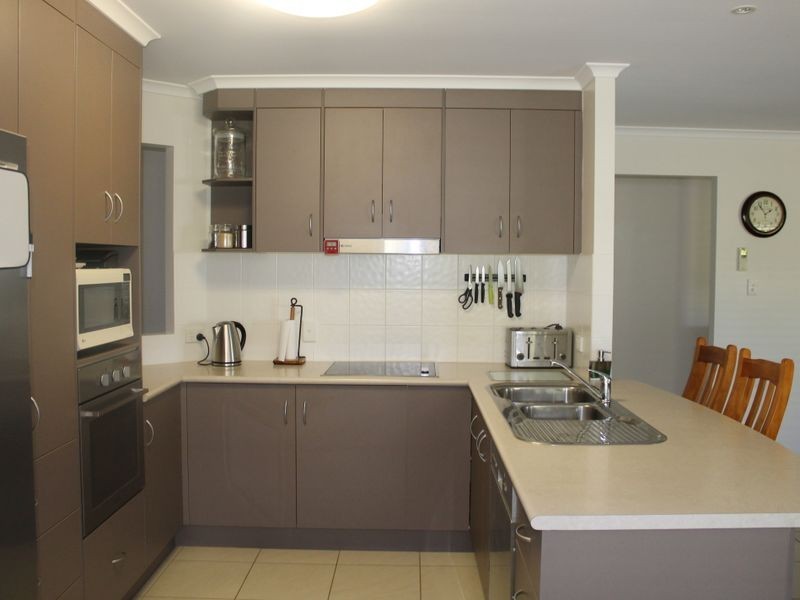 5 Surita  Court, Boyne Island QLD 4680