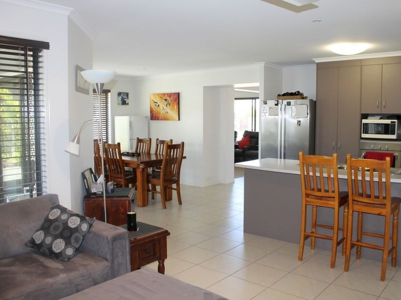 5 Surita  Court, Boyne Island QLD 4680