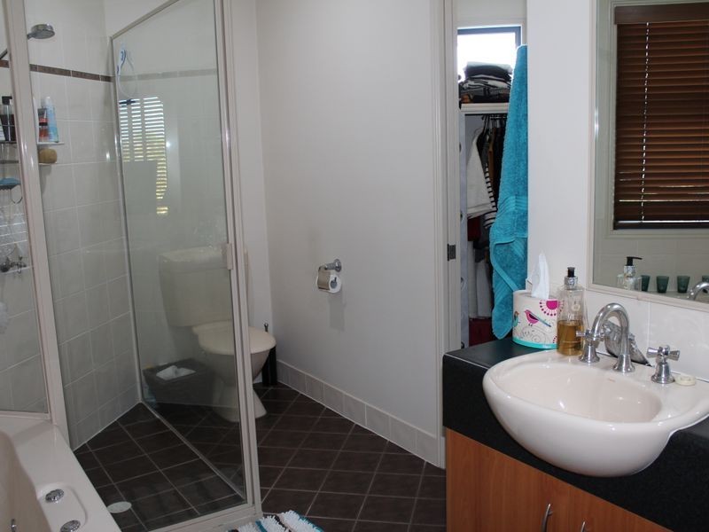 16 Schooner Street, Tannum Sands QLD 4680