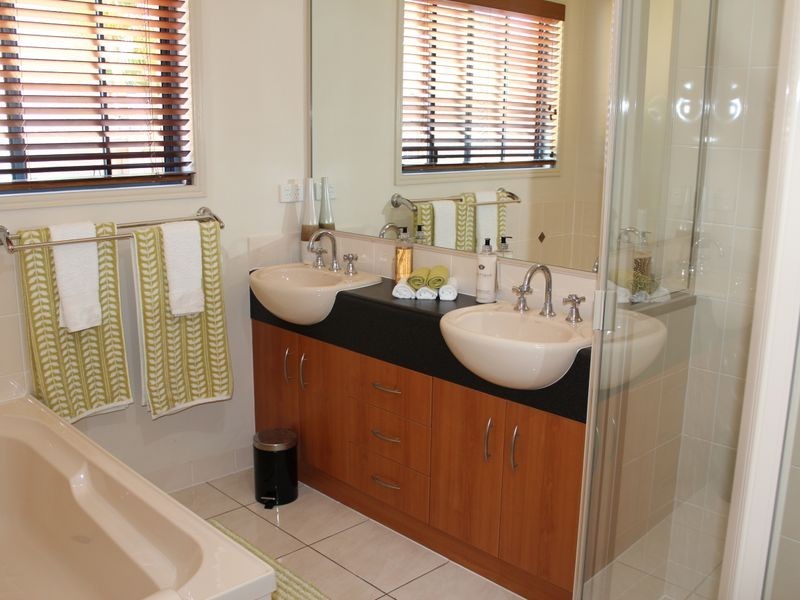 16 Schooner Street, Tannum Sands QLD 4680