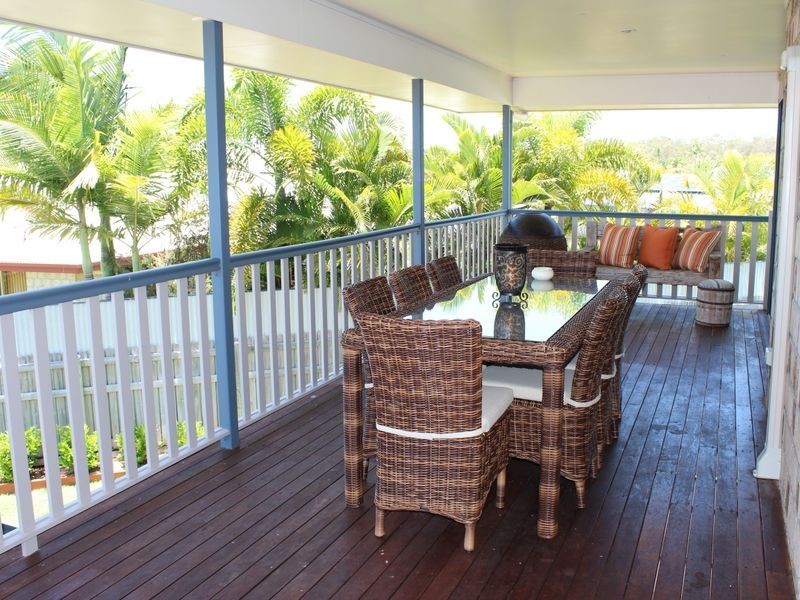 16 Schooner Street, Tannum Sands QLD 4680