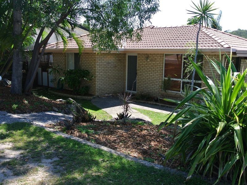 10 Brin Street, Boyne Island QLD 4680