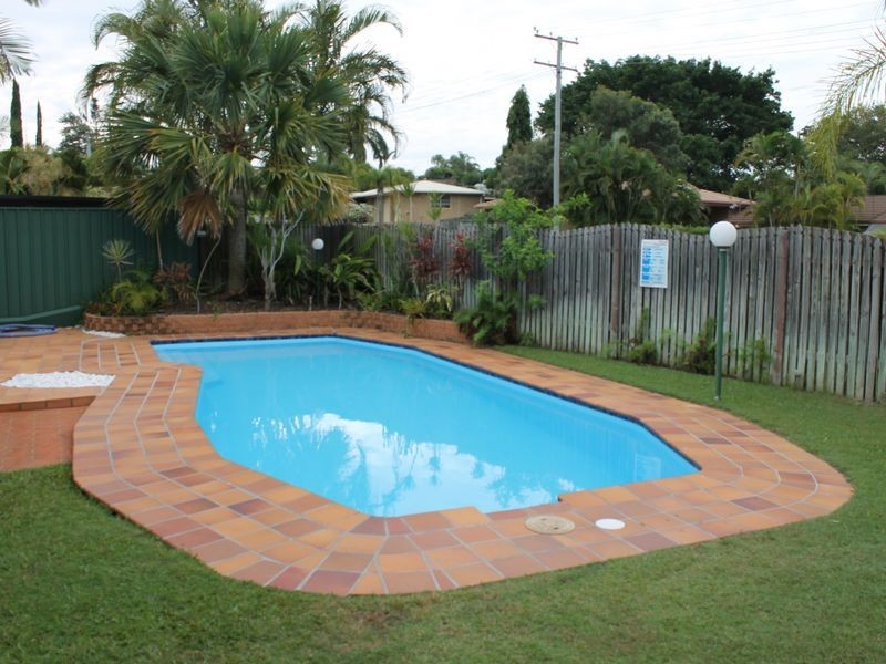 2 Andrew Court, Boyne Island QLD 4680