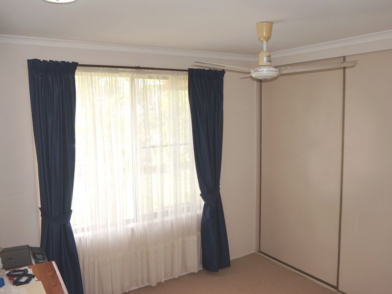 2 Andrew Court, Boyne Island QLD 4680