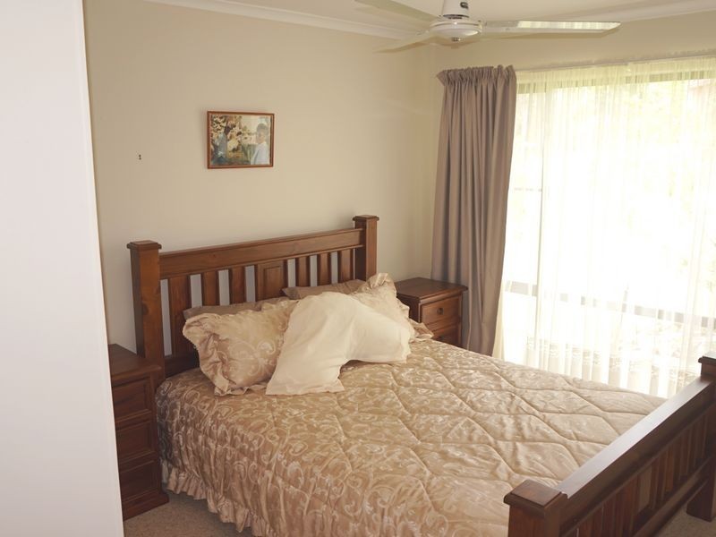 2 Andrew Court, Boyne Island QLD 4680