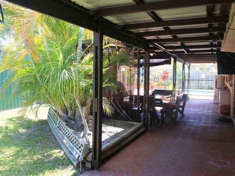 2 Andrew Court, Boyne Island QLD 4680