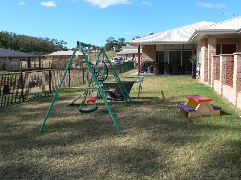 4 McLeod Street, Boyne Island QLD 4680