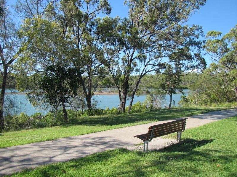 11 Salgado Street, Boyne Island QLD 4680