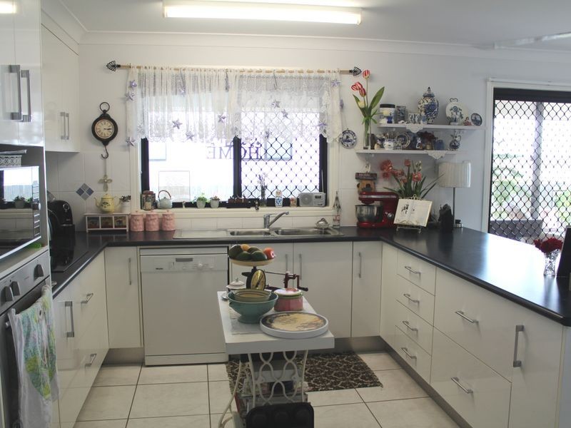 25 Bauhinia Street, Boyne Island QLD 4680