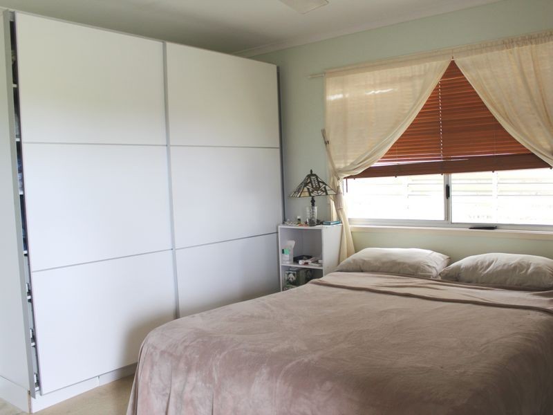 19 Salgado Street, Boyne Island QLD 4680