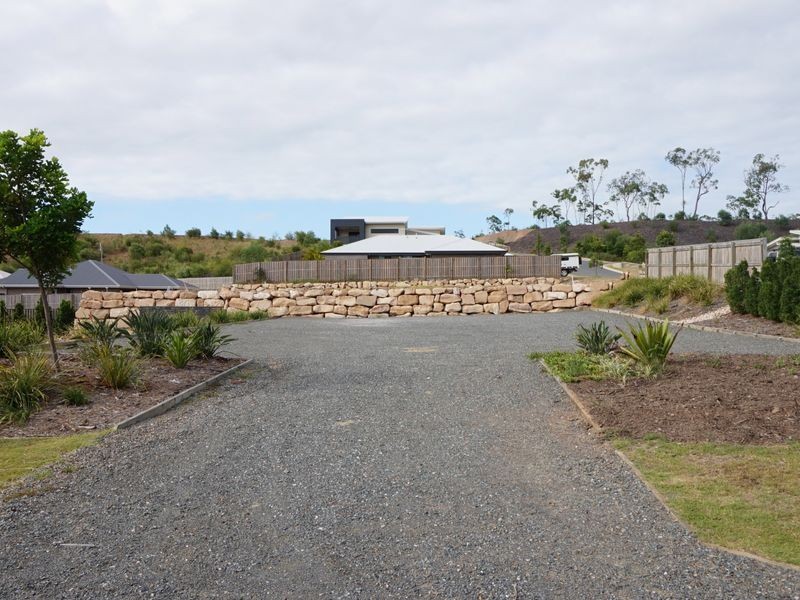 2 Tulipwood Circuit, Boyne Island QLD 4680