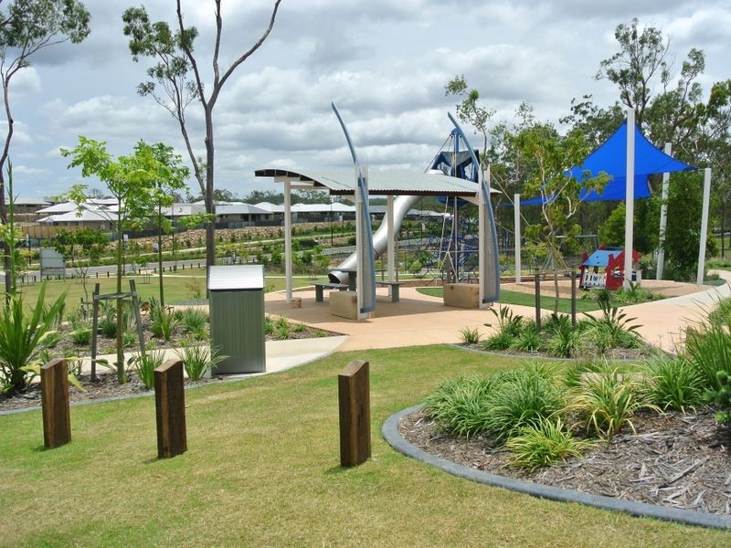 2 Tulipwood Circuit, Boyne Island QLD 4680