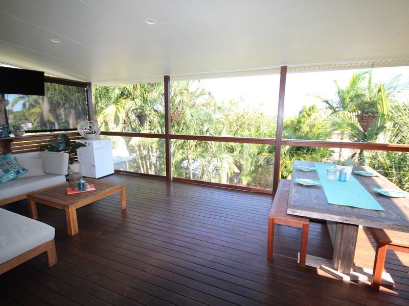 71 Booth Ave, Tannum Sands QLD 4680
