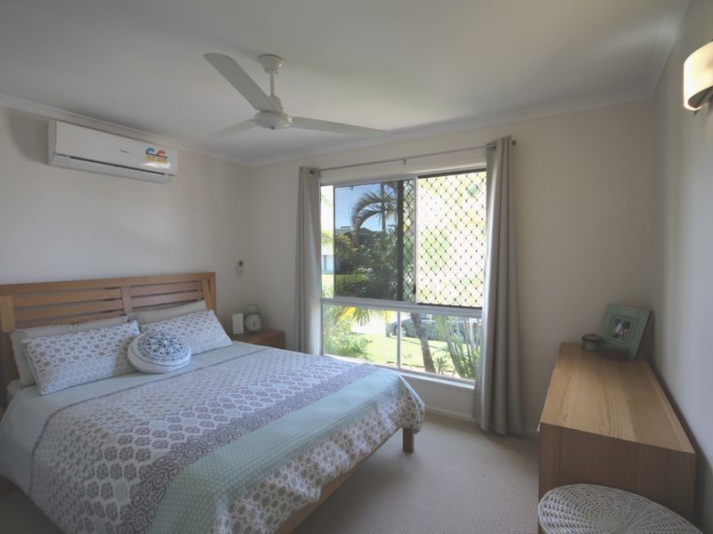 71 Booth Ave, Tannum Sands QLD 4680