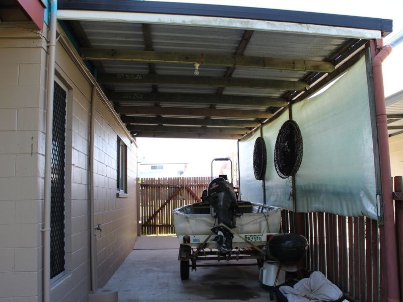 71 Booth Ave, Tannum Sands QLD 4680