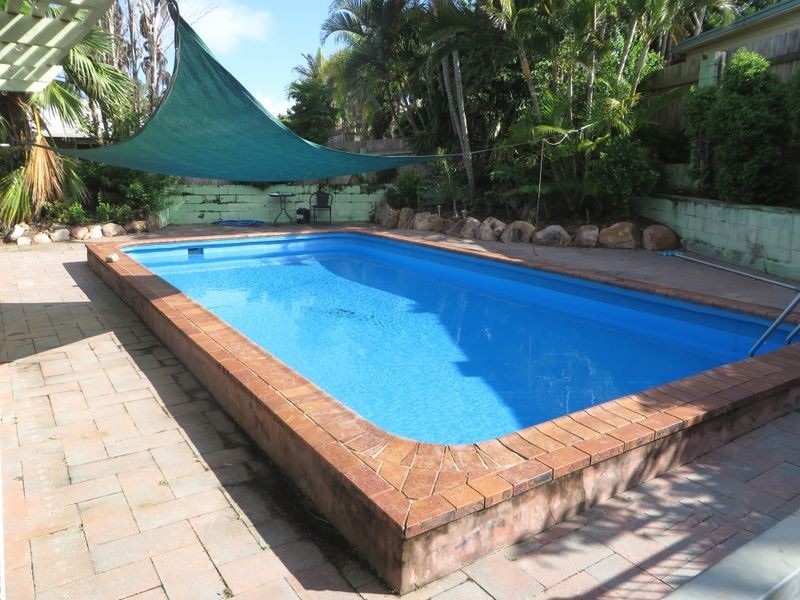 82 Booth Ave, Tannum Sands QLD 4680