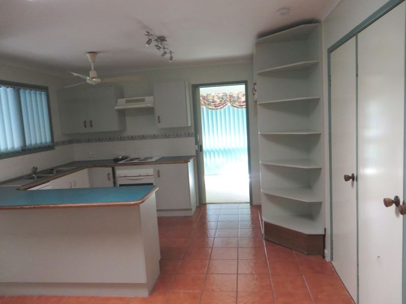 82 Booth Ave, Tannum Sands QLD 4680