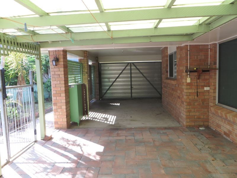 82 Booth Ave, Tannum Sands QLD 4680