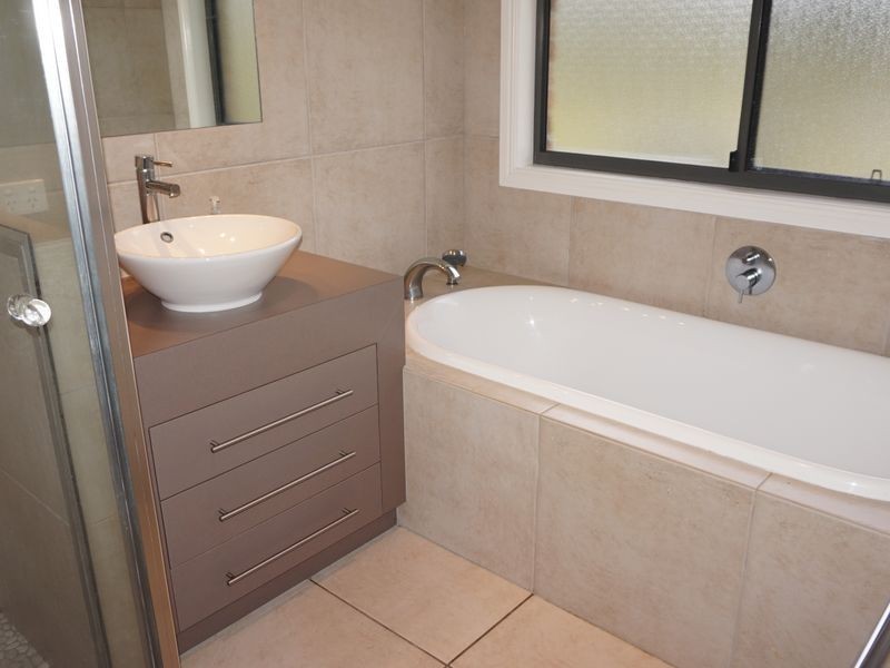 18 Plimsoll Court, Tannum Sands QLD 4680