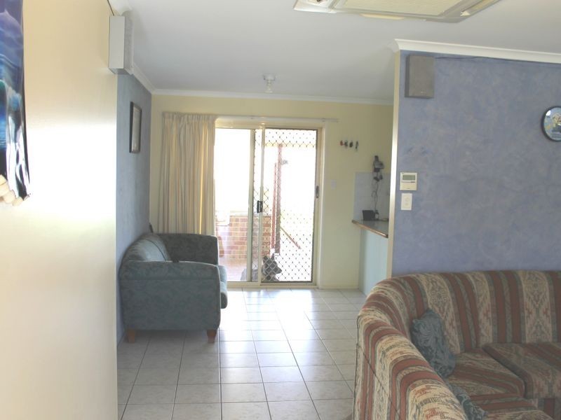 23 Curtis Ave, Boyne Island QLD 4680