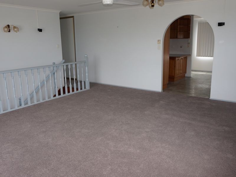 6 Currawong Court, Boyne Island QLD 4680