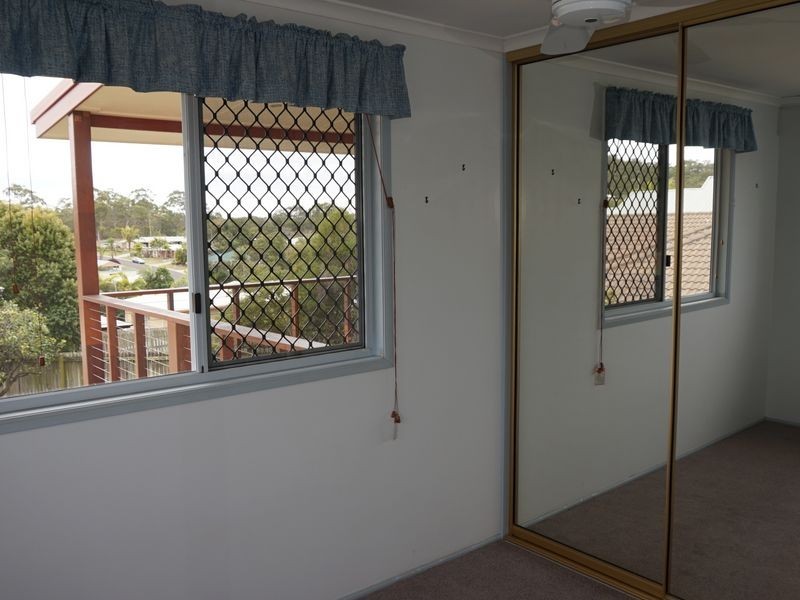 6 Currawong Court, Boyne Island QLD 4680