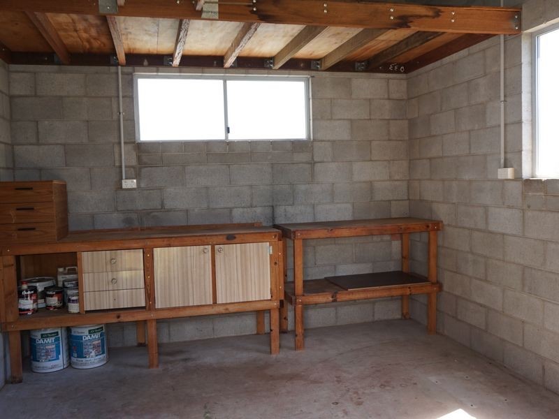 6 Currawong Court, Boyne Island QLD 4680