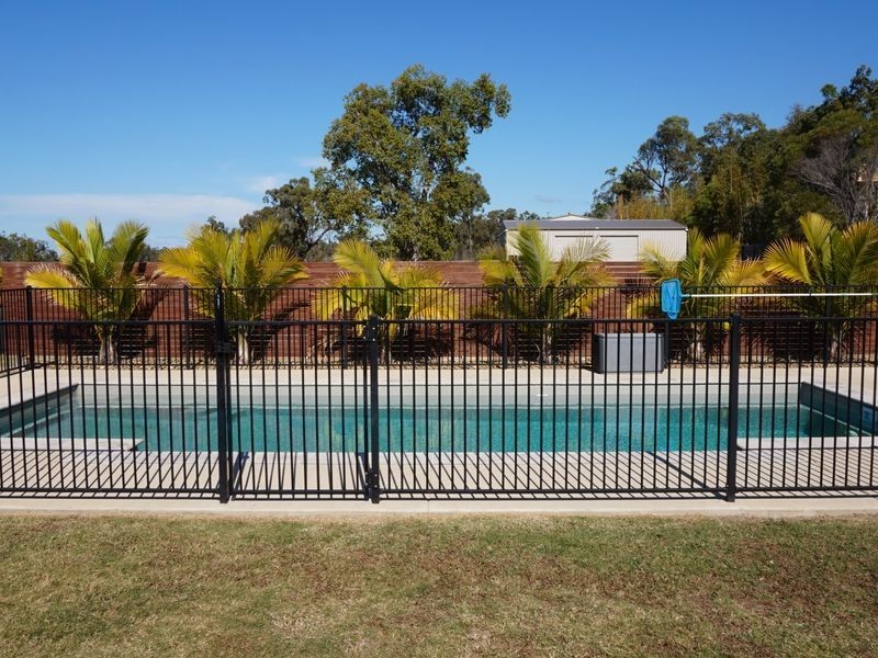 1A Plimsoll Court, Tannum Sands QLD 4680