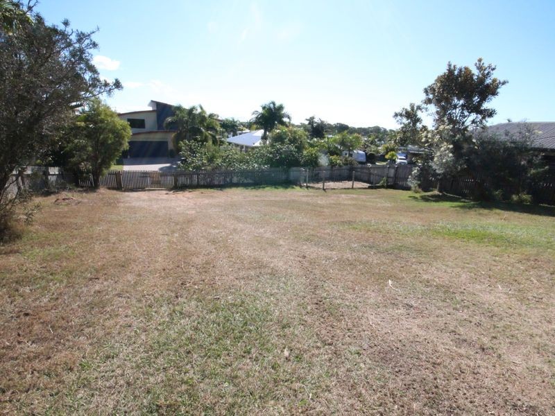 8 Darragh Street, Tannum Sands QLD 4680