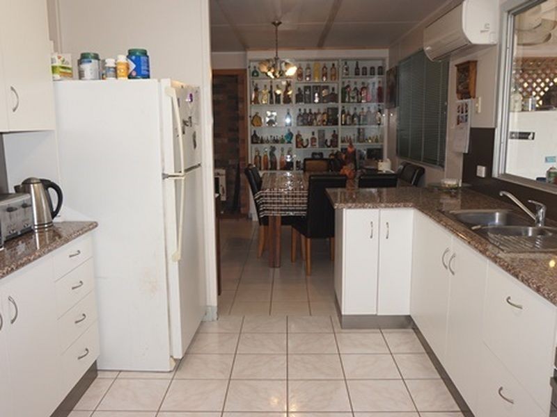 20 Illoura Road, Wurdong Heights QLD 4680