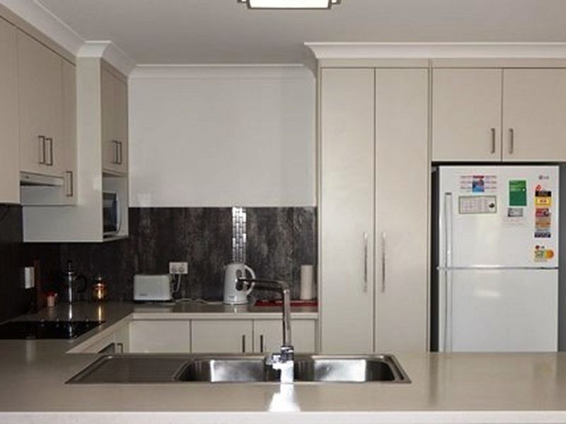 2/55 Bauhinia Street, Boyne Island QLD 4680