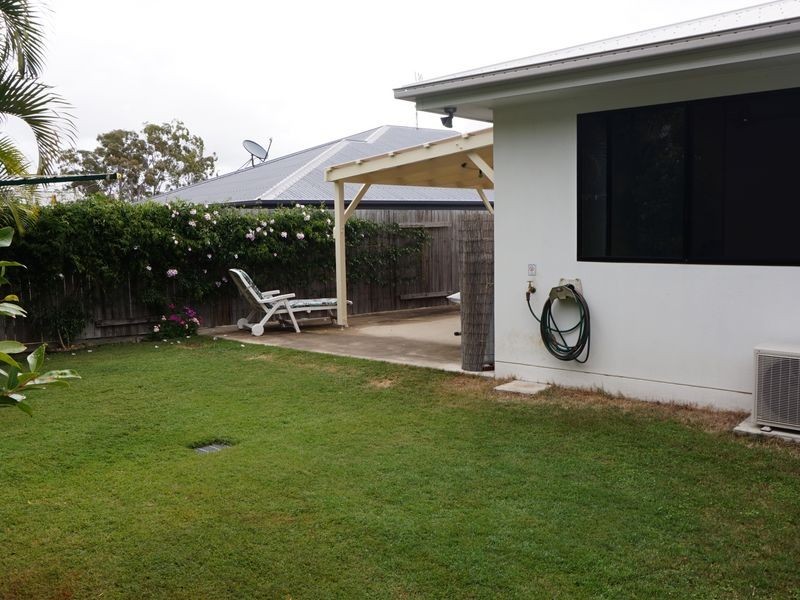 2/55 Bauhinia Street, Boyne Island QLD 4680