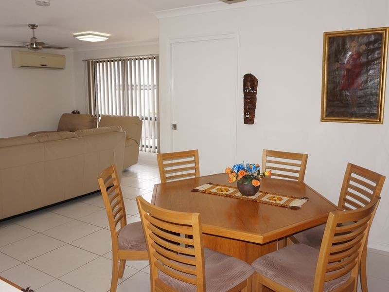 2/55 Bauhinia Street, Boyne Island QLD 4680