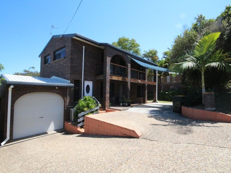 15 Sayre Cr, Boyne Island QLD 4680