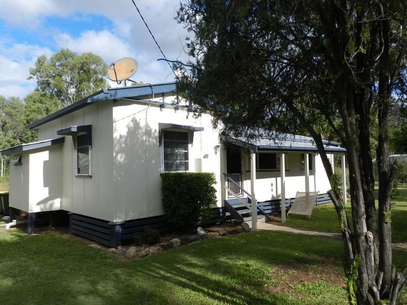 9 Laird Avenue, Gladstone QLD 4680