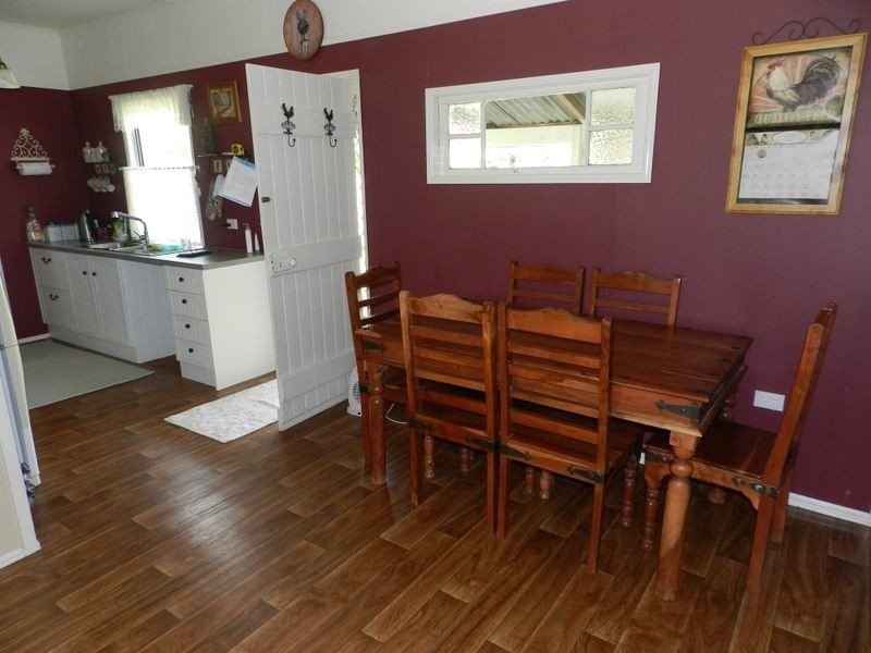 9 Laird Avenue, Gladstone QLD 4680