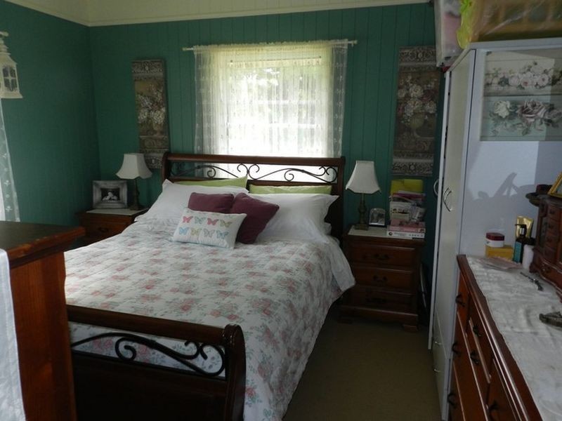 9 Laird Avenue, Gladstone QLD 4680