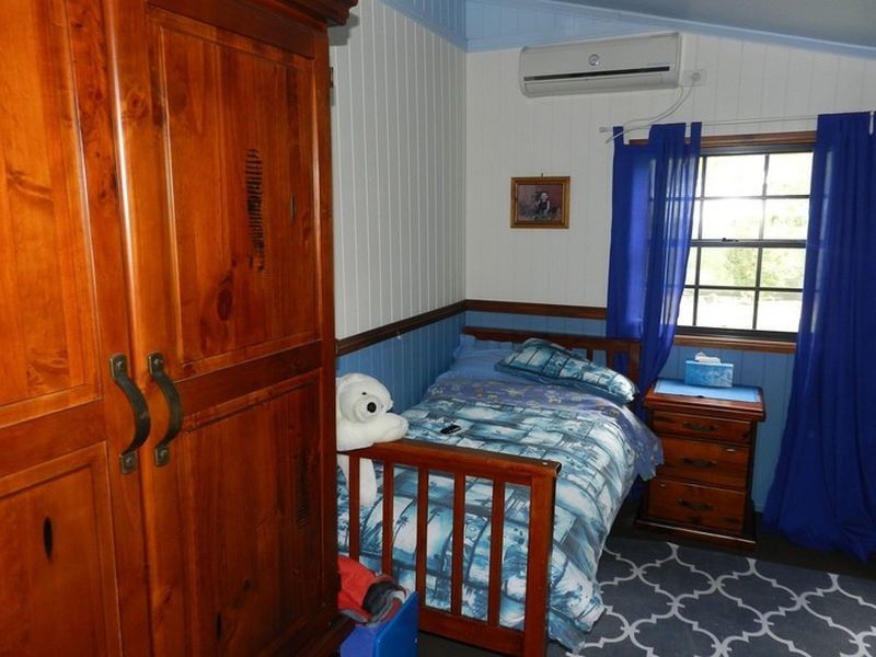 9 Laird Avenue, Gladstone QLD 4680