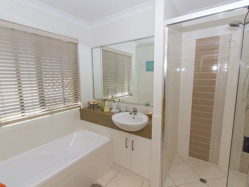 4 Surita Court, Boyne Island QLD 4680