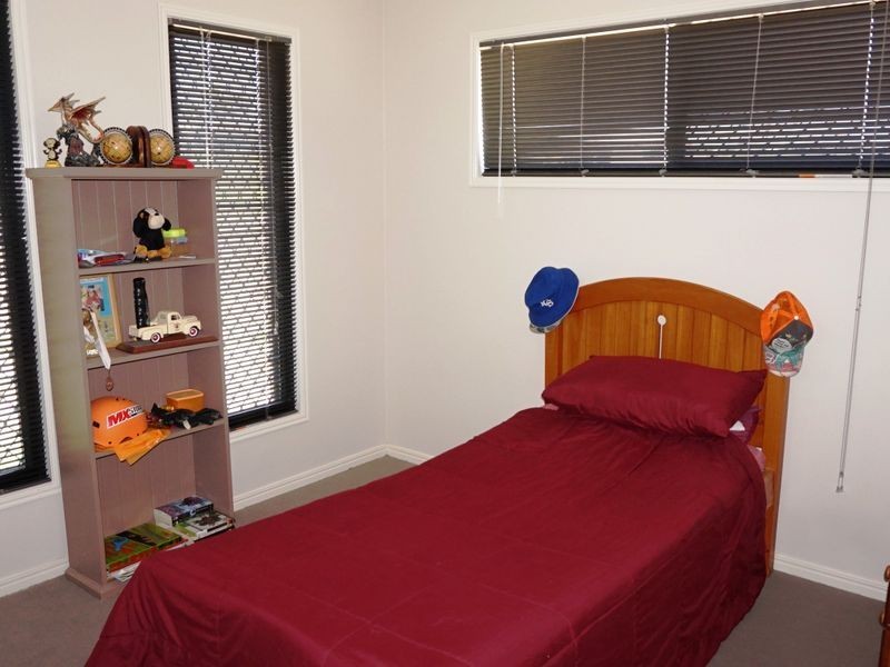 26 Jillaroo Close, Benaraby QLD 4680