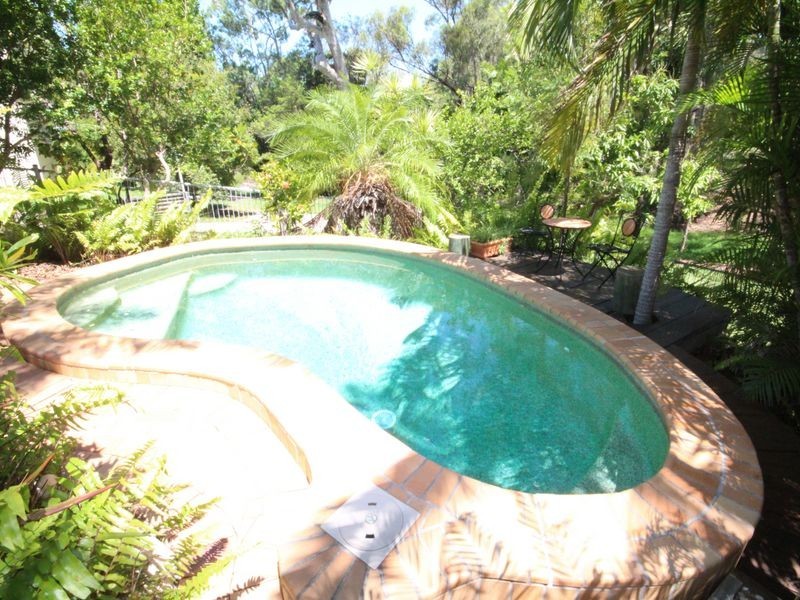 8 School Street, Tannum Sands QLD 4680