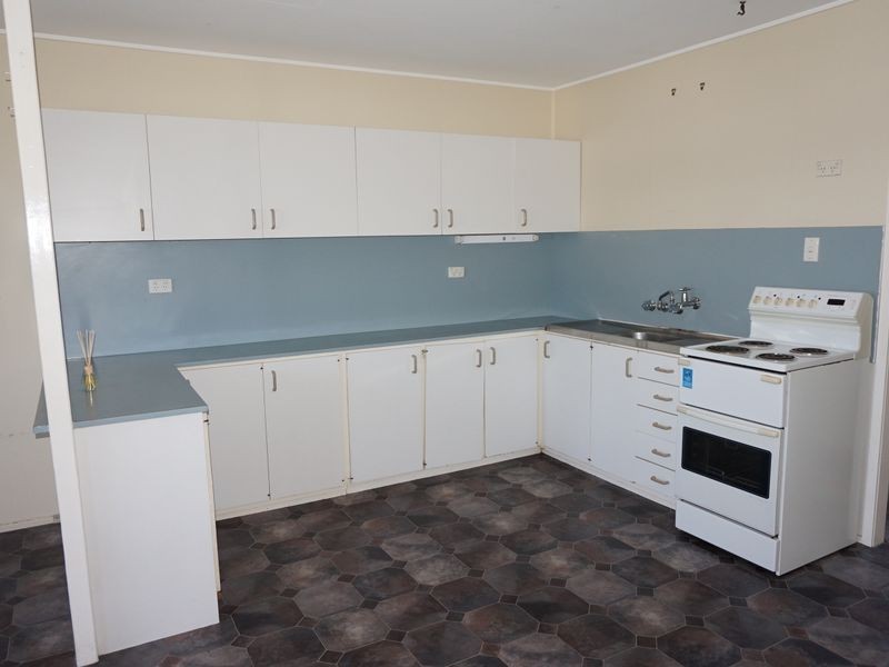 26 Orana Avenue, Boyne Island QLD 4680