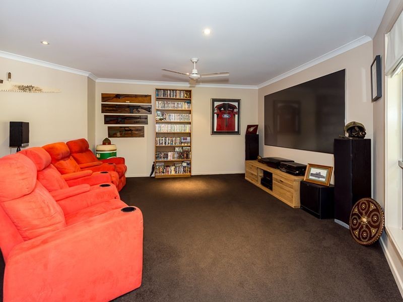 15 Plimsoll Court, Tannum Sands QLD 4680