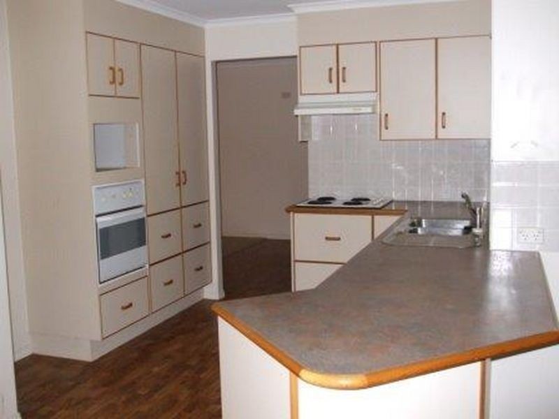 50 Lomandra Street, Boyne Island QLD 4680