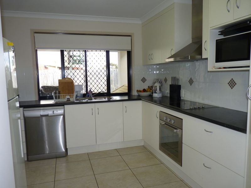 8 Alpine Avenue, Boyne Island QLD 4680