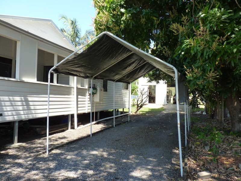 17 Wadeleigh Street, Bororen QLD 4678