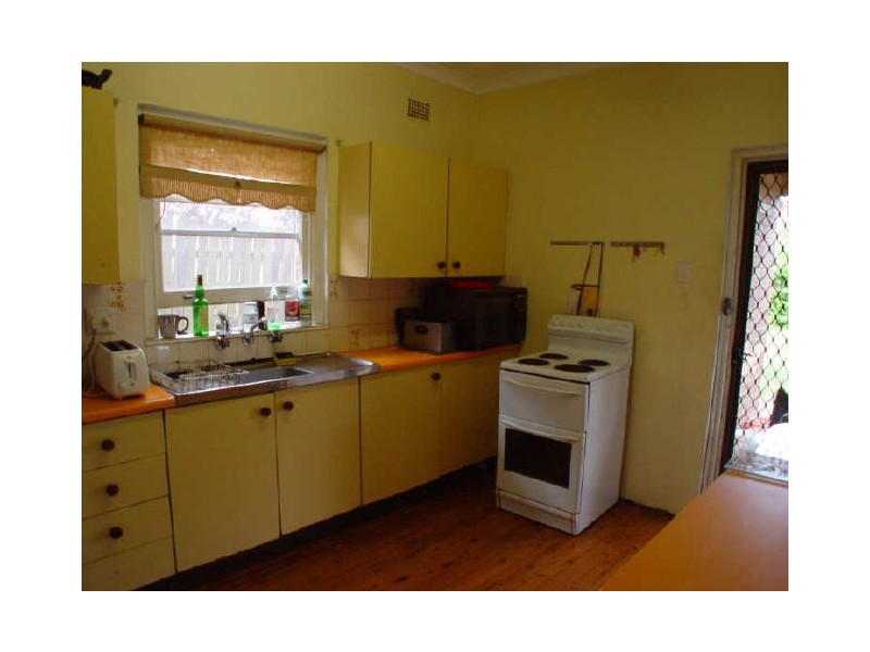 4 Sutherland Avenue, Ryde NSW 2112